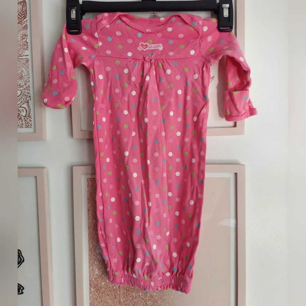 🎁 10/$25  Pink sleep dress with mitt hands,  0-3 months